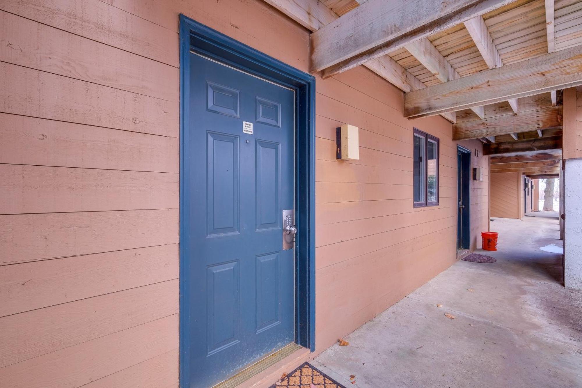 Bellaire Condo - Walk To Shanty Creek Resort! エクステリア 写真