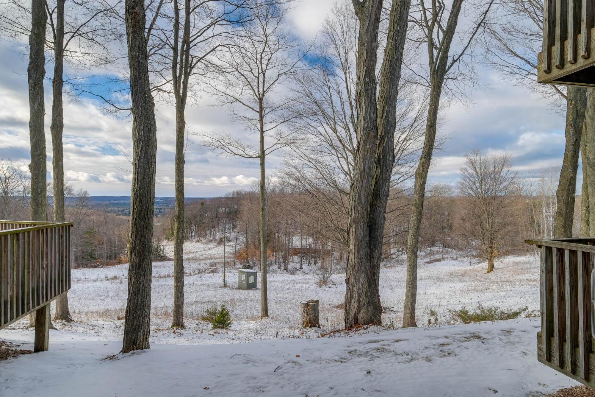 Bellaire Condo - Walk To Shanty Creek Resort! エクステリア 写真